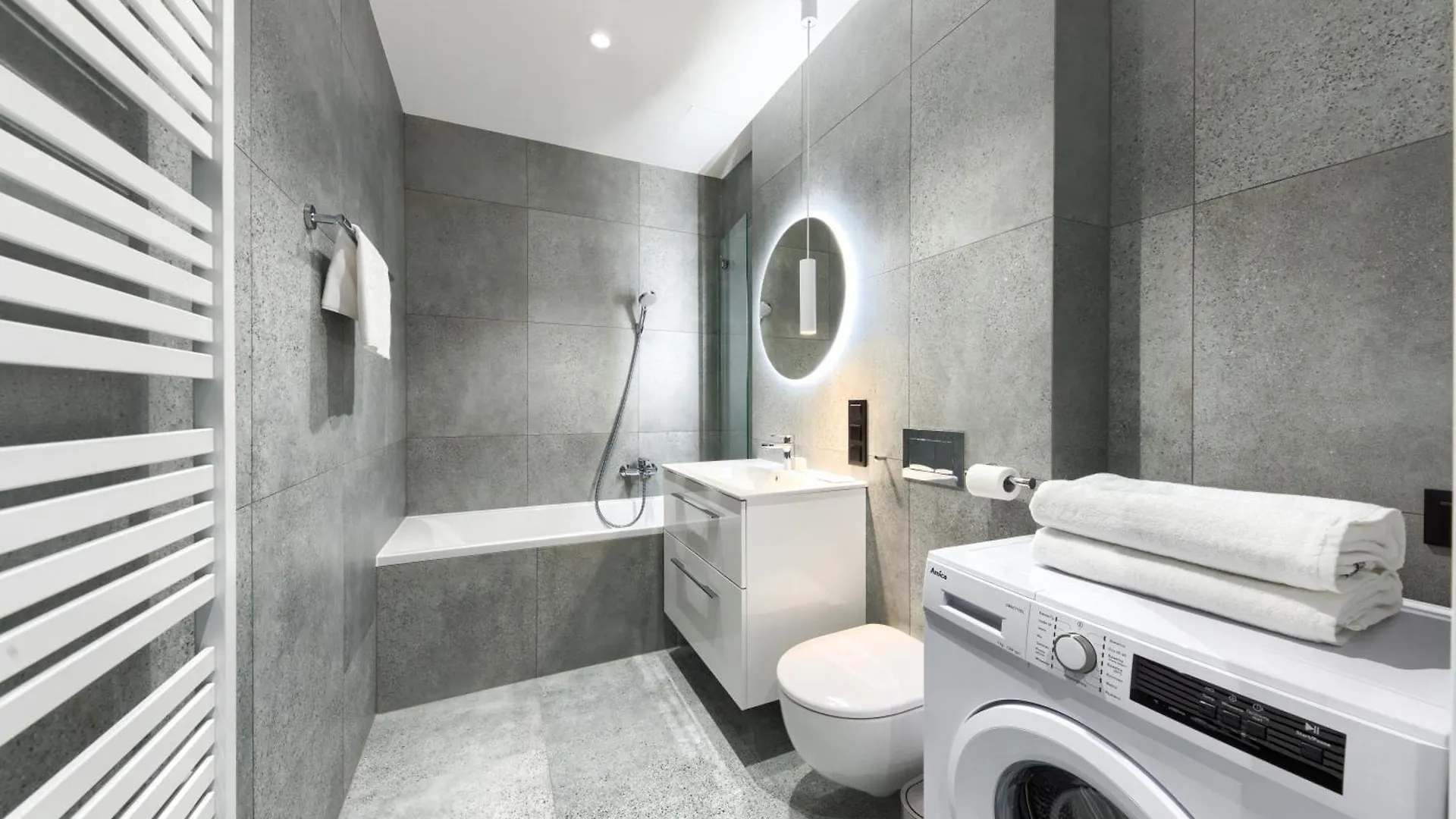 Towarowa Towers Apartment Warsaw 0*,  Poland