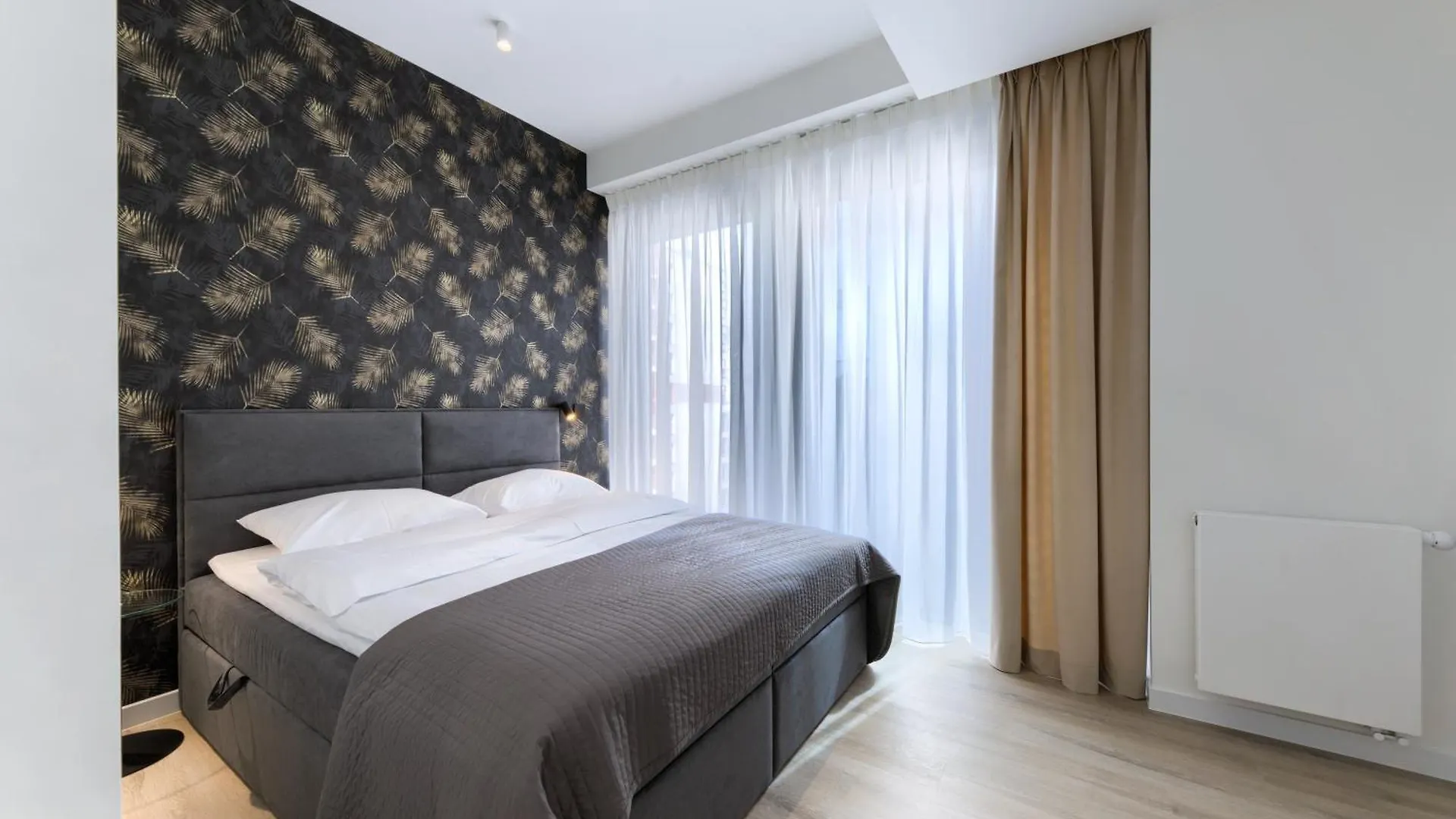 Towarowa Towers Apartment Warsaw